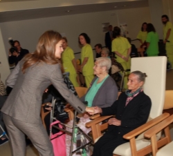 La Princesa de Asturias saludó a los residentes del Centro